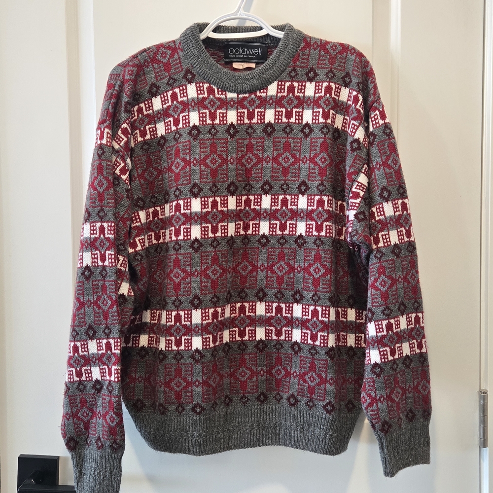 RARE Vintage Caldwell Crewneck Sweater Mens Size Medium Knit Acrylic Made Canada